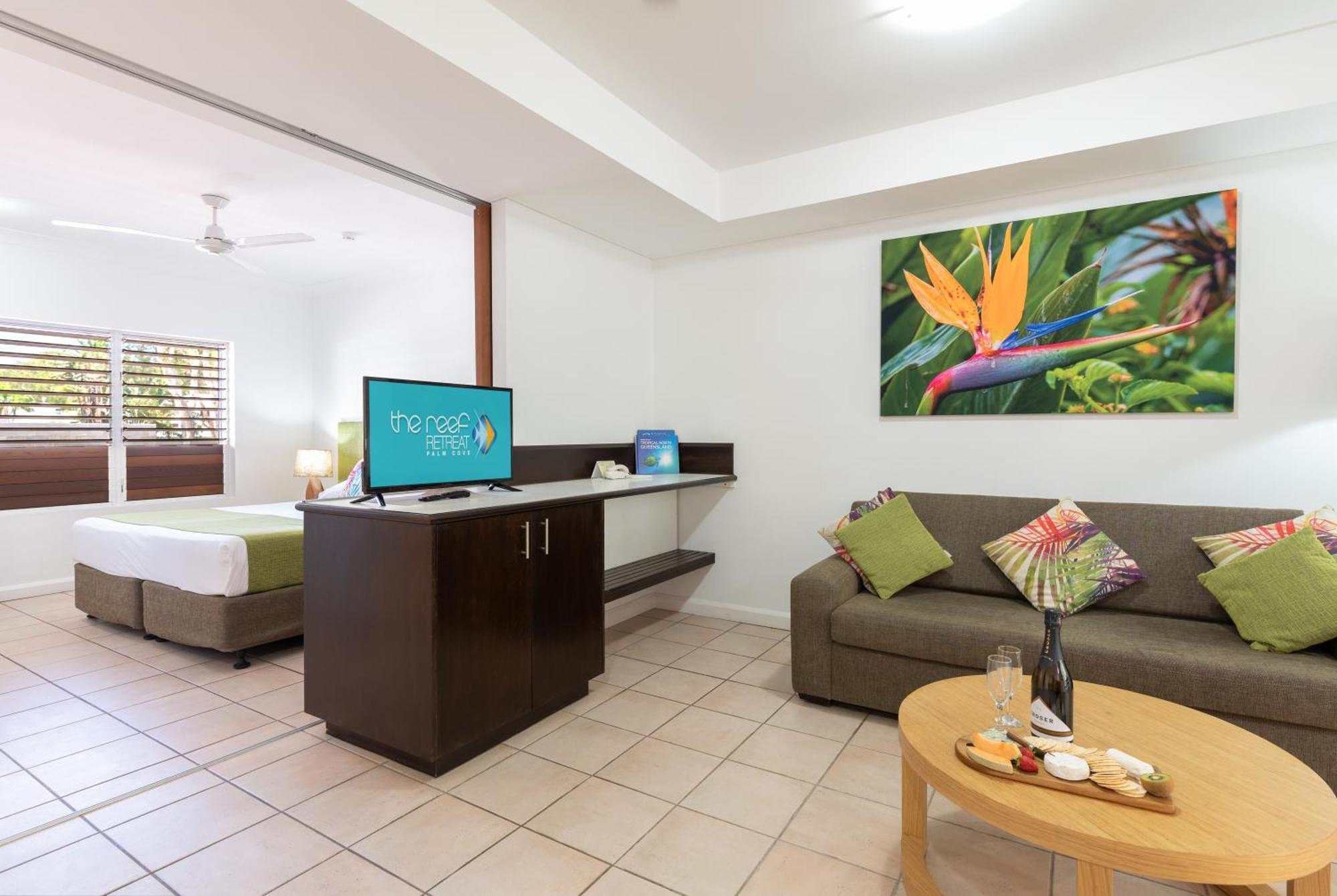 Resort The Reef Retreat Palm Cove